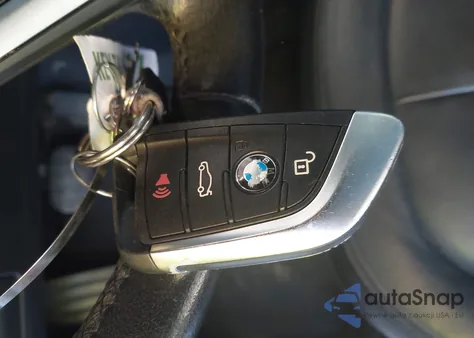 2016 BMW X1 xDrive28I z USA, uszkodzony, nr VIN WBXHT3C3XGP881005